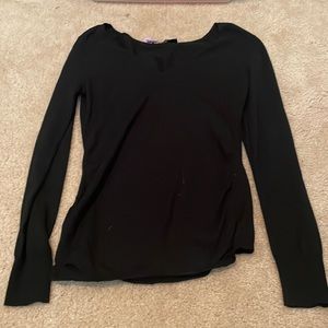 Long sleeve v-neck